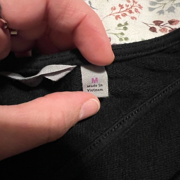 Athleta Classic Black Knit Top - Picture 3 of 7